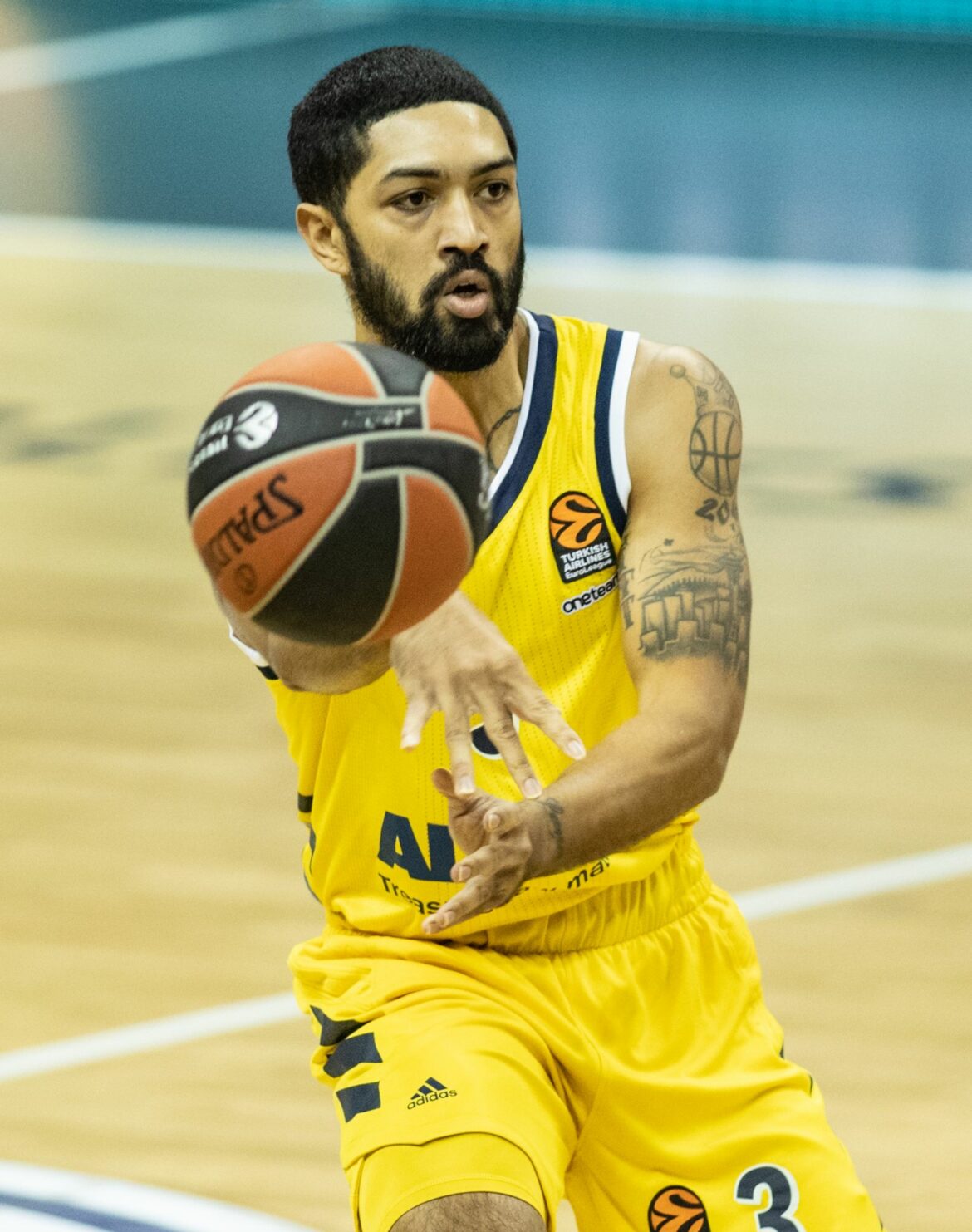 Alba Berlin stoppt Abwärtstrend mit Sieg bei Baskonia