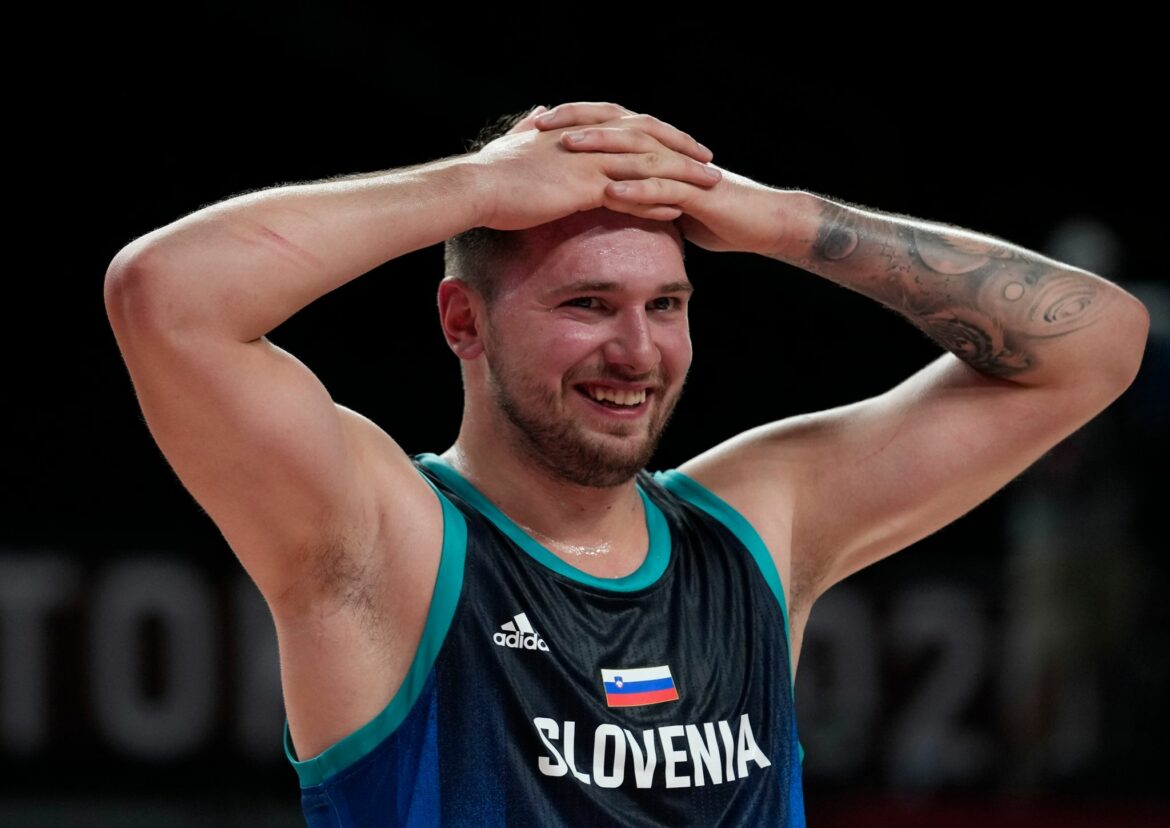 Basketballer von Slowenien und Spanien im Viertelfinale