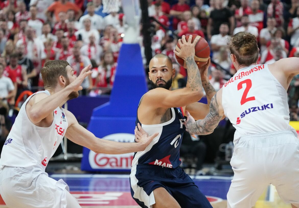 Frankreichs Basketballer im Finale – Erfolg über Polen