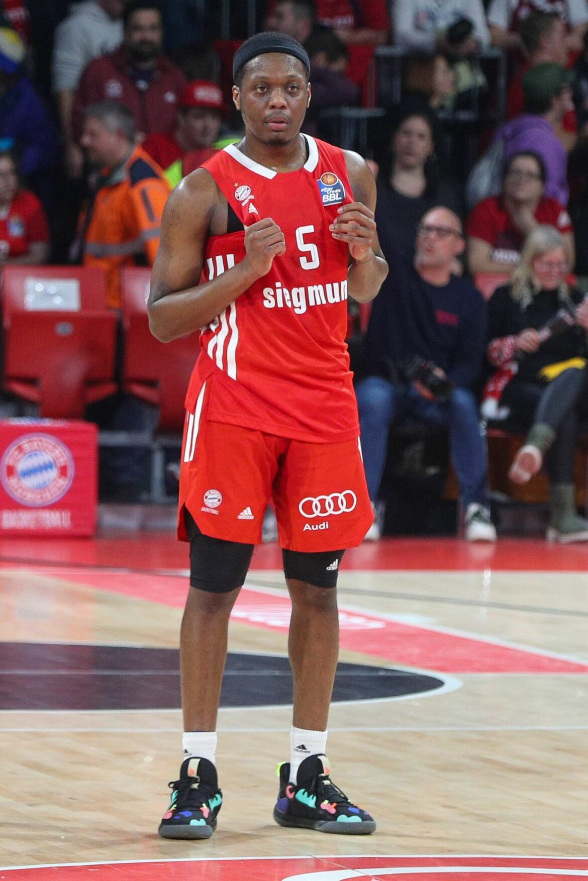 Bayern-Basketballer gewinnen gegen Baskonia