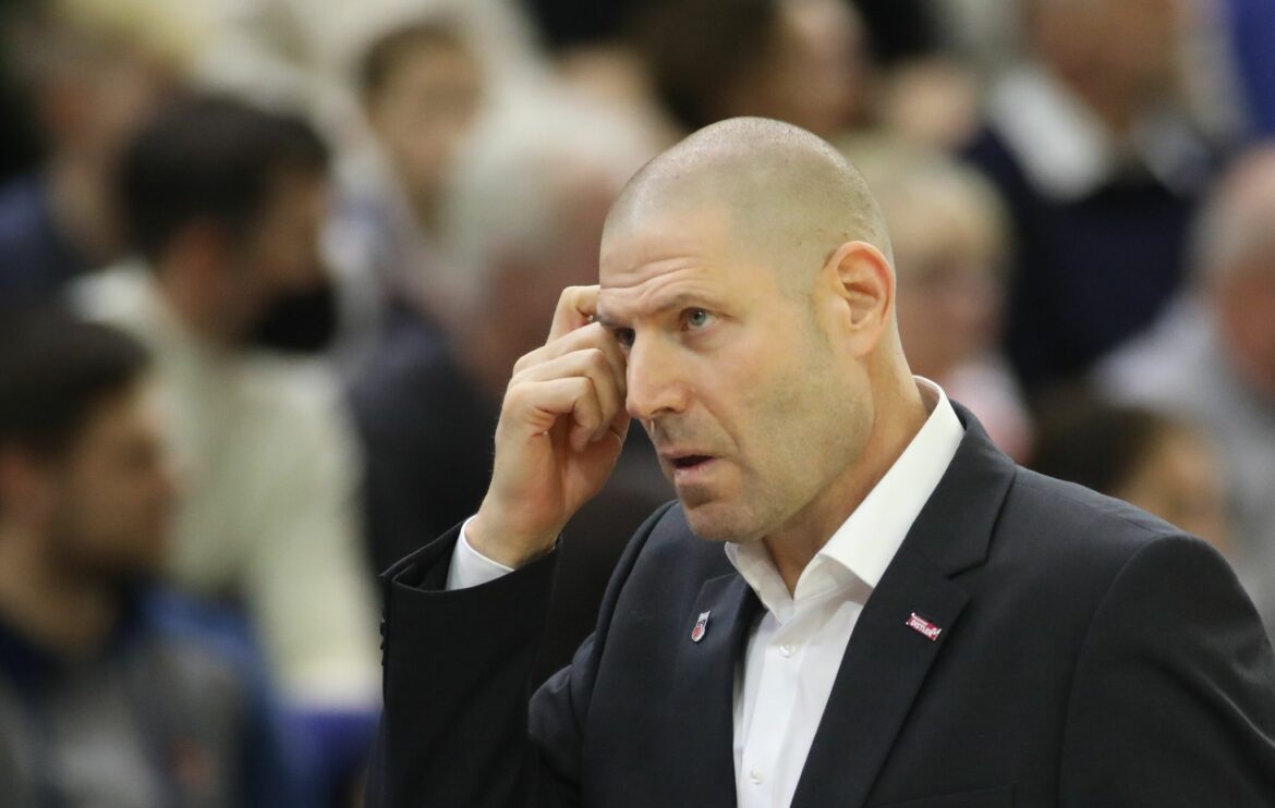 Bamberg Baskets beurlauben Trainer Amiel