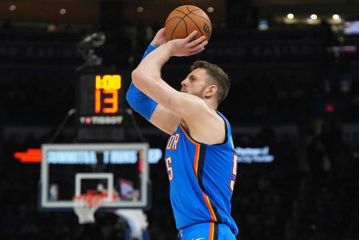 Hartenstein gewinnt deutsches NBA-Duell mit Schröder