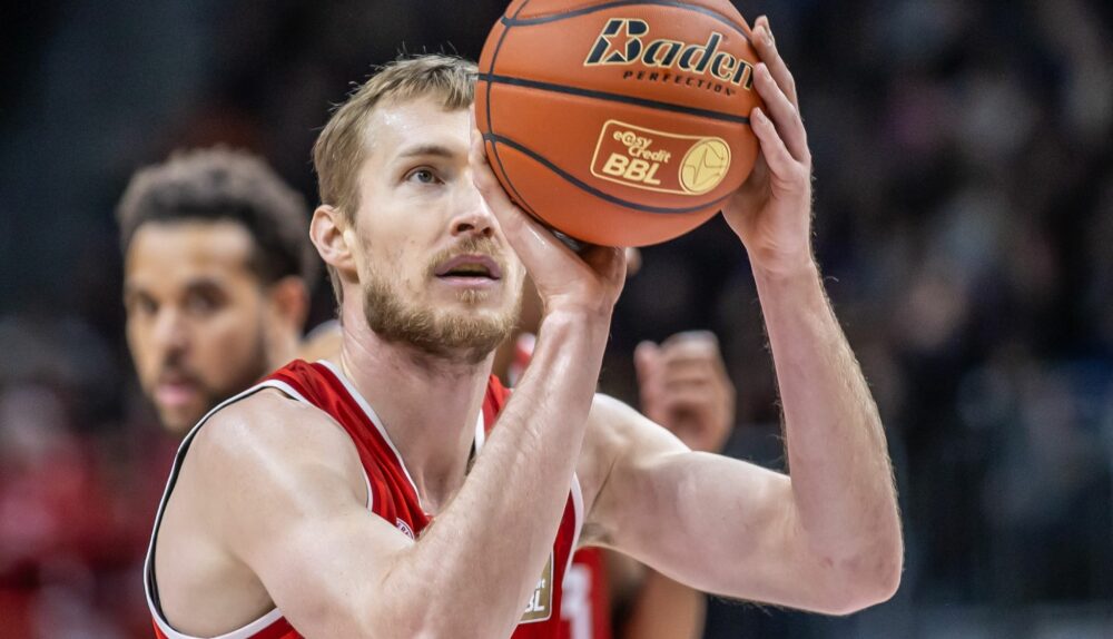 Bayern-Basketballer behaupten Tabellenführung in der BBL
